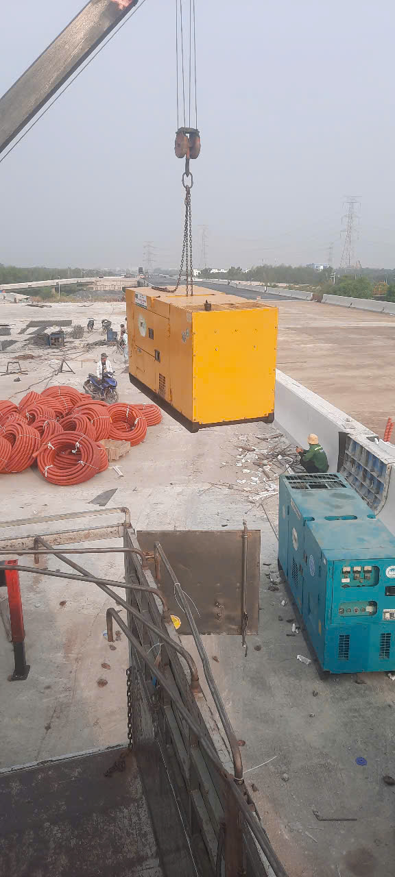 Máy phát điện Denyo 45/50kVA tại dự án Nhà Bè Q7