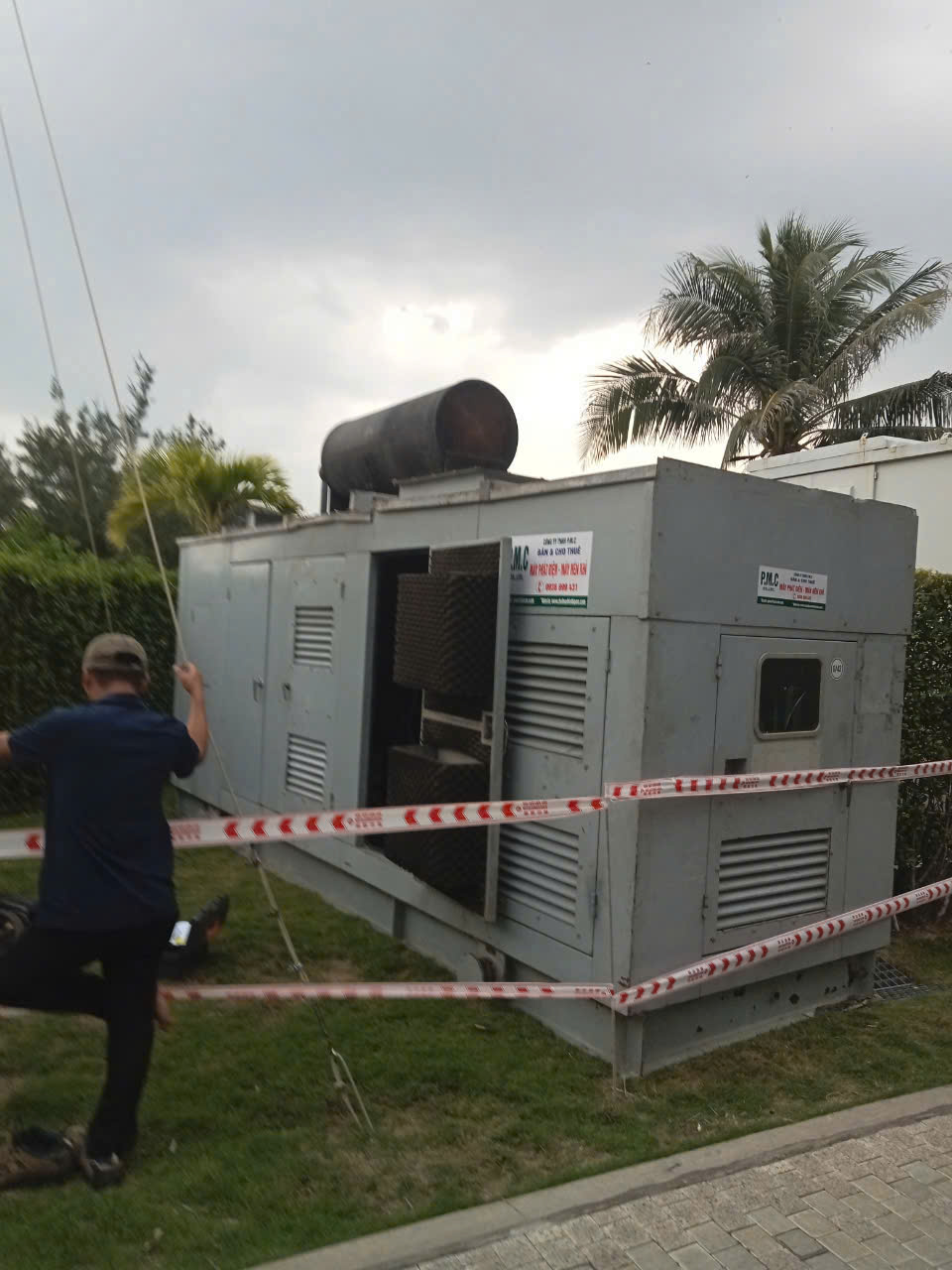 Máy phát điện Cummins 550kva (C440 - xanh) – Casino Hồ Tràm