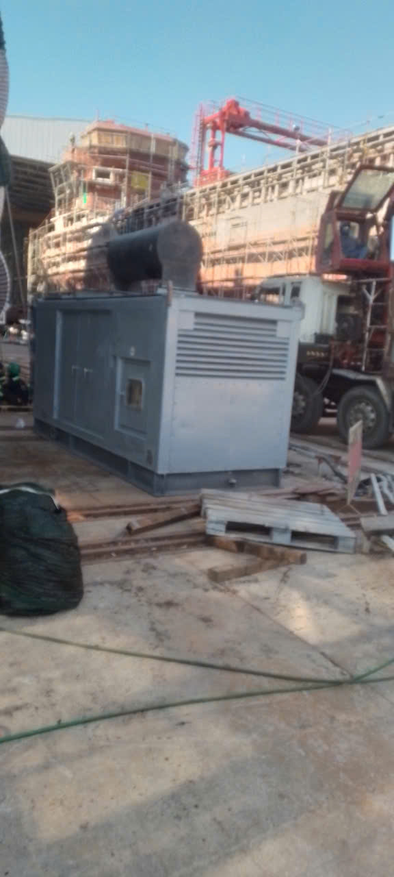 Máy phát điện MITSUBISHI 300kVA